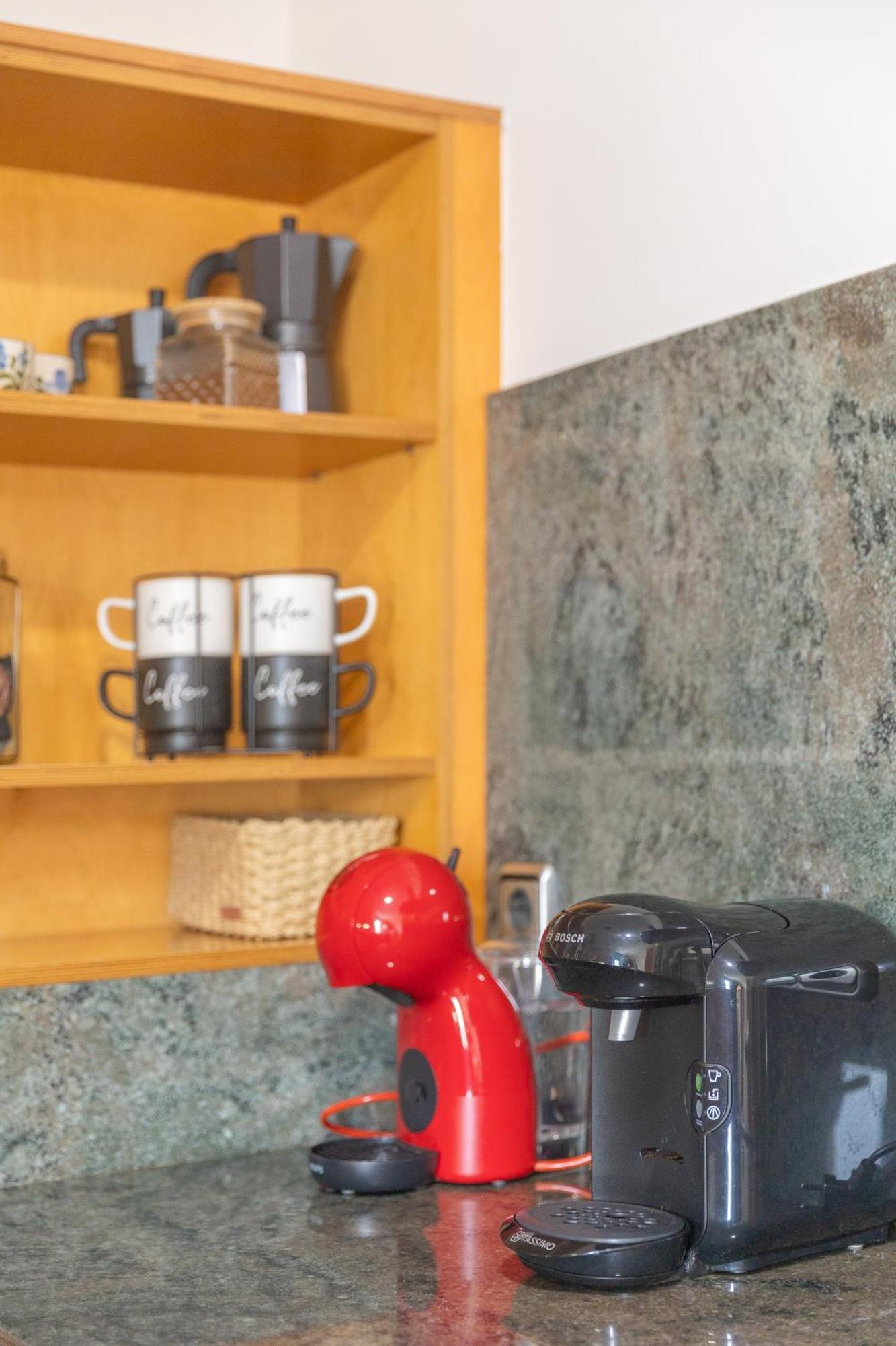 Mazi Apartments Colon Vic Εξωτερικό φωτογραφία