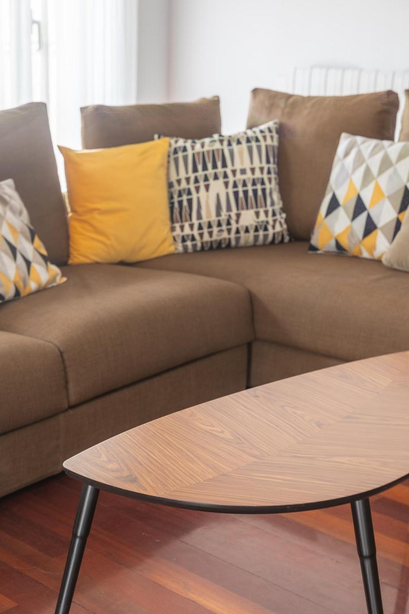 Mazi Apartments Colon Vic Εξωτερικό φωτογραφία