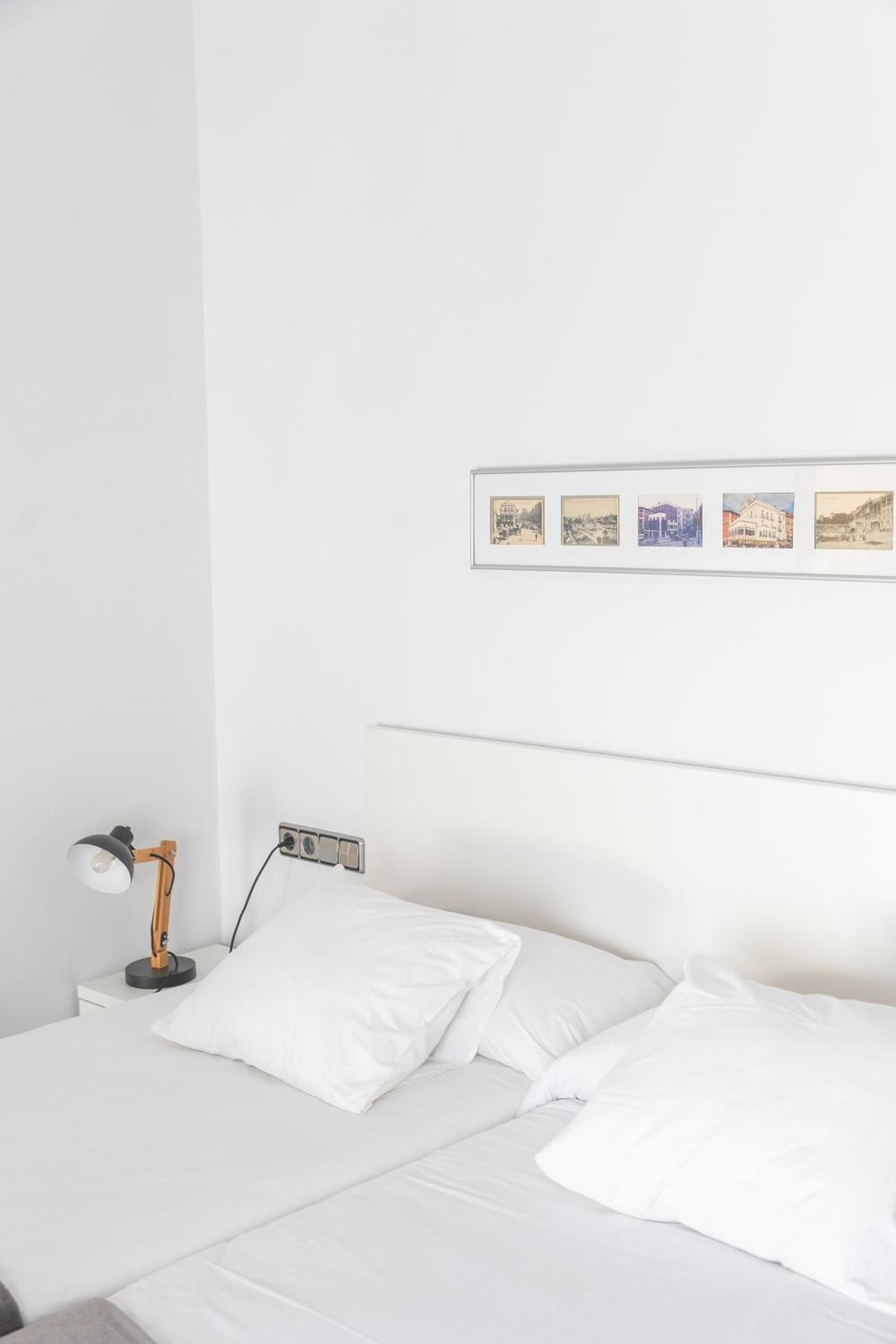 Mazi Apartments Colon Vic Εξωτερικό φωτογραφία