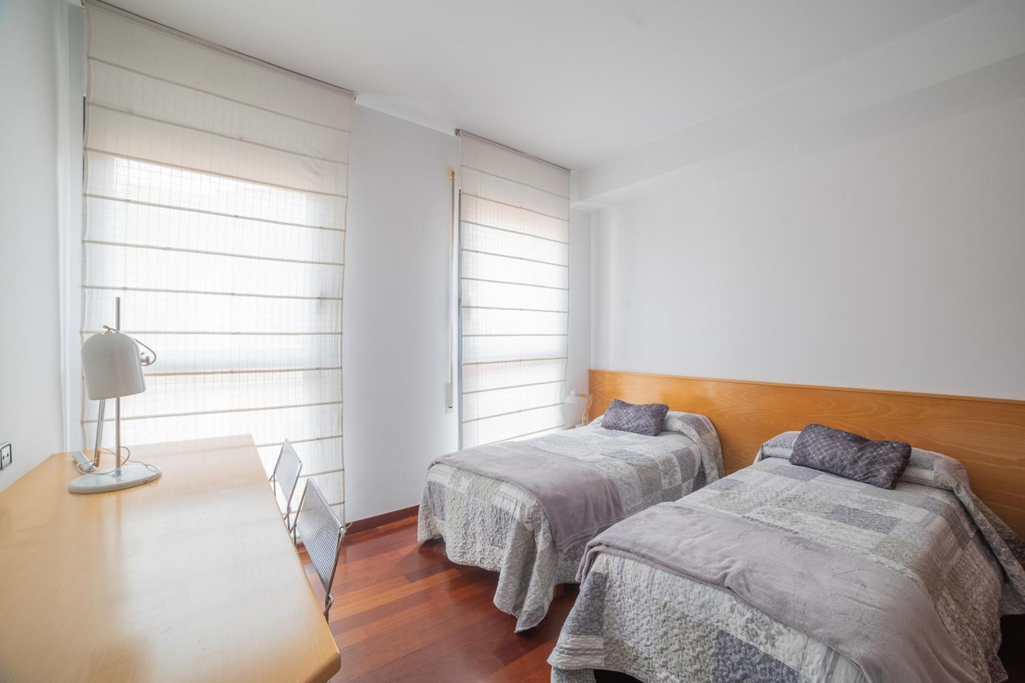 Mazi Apartments Colon Vic Εξωτερικό φωτογραφία
